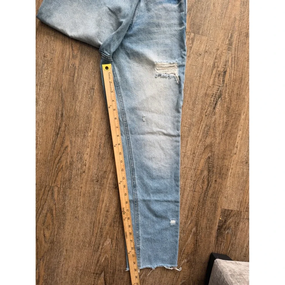 BDG Urban Outfitters Distressed High Rise Straight Leg Jeans Blue Size 25‎